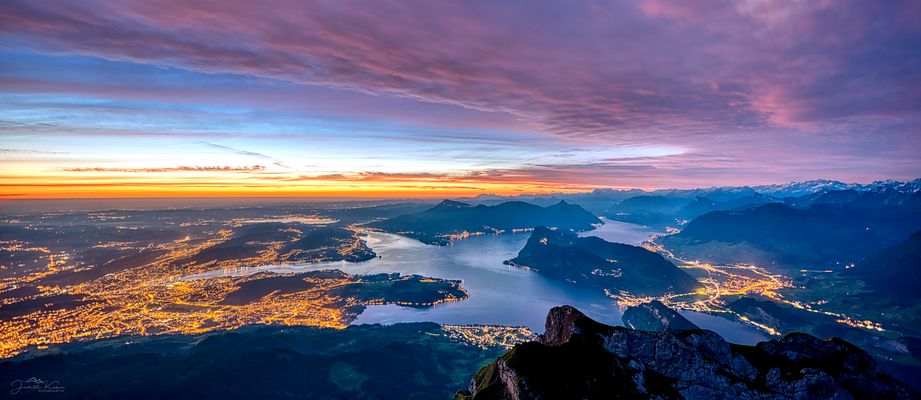 ein neuer Tag bricht an