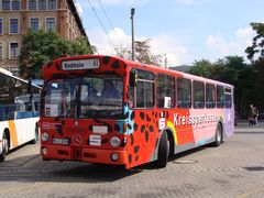 Ein O305 mit dem schönen Kennzeichen MA O 305H auf dem Heidelberger RNV-Betriebshof