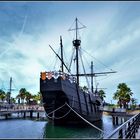 ... Ein originaler Nachbau der " Santa Maria " im Hafen von Huelva ......