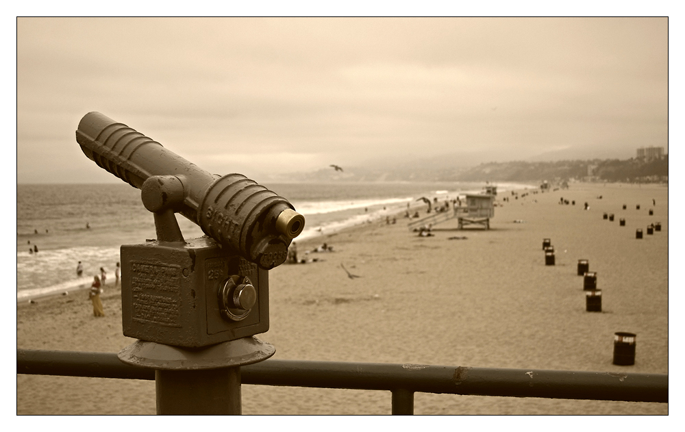 ein paar Stunden später am Santa Monica Pier