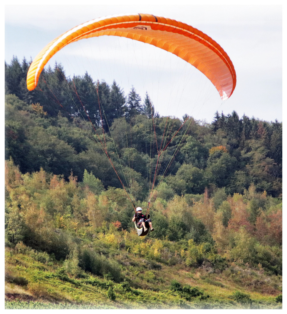 Ein Paraglider-1