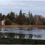 Ein Park im Winterschlaf