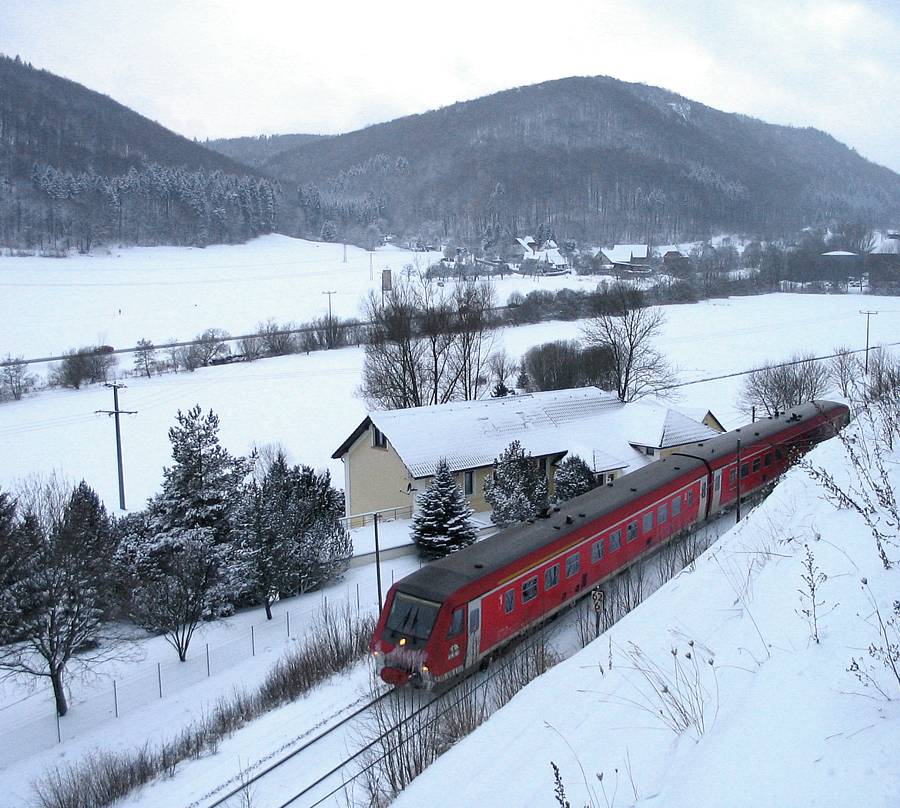 Ein Pendolino der Baureihe 611 ...