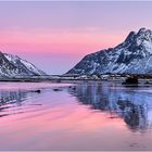 Ein Polartag bei Flakstad Lofoten im Januar