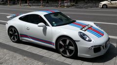 Ein Porsche Martini