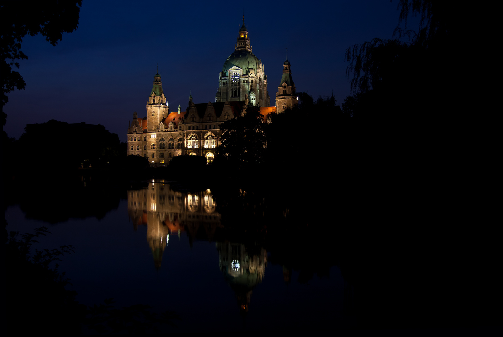 Ein Rathaus wie ein Schloss