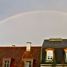 ein Regenbogen der Sonne versprach