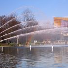 Ein Regenbogen im Springbrunnen