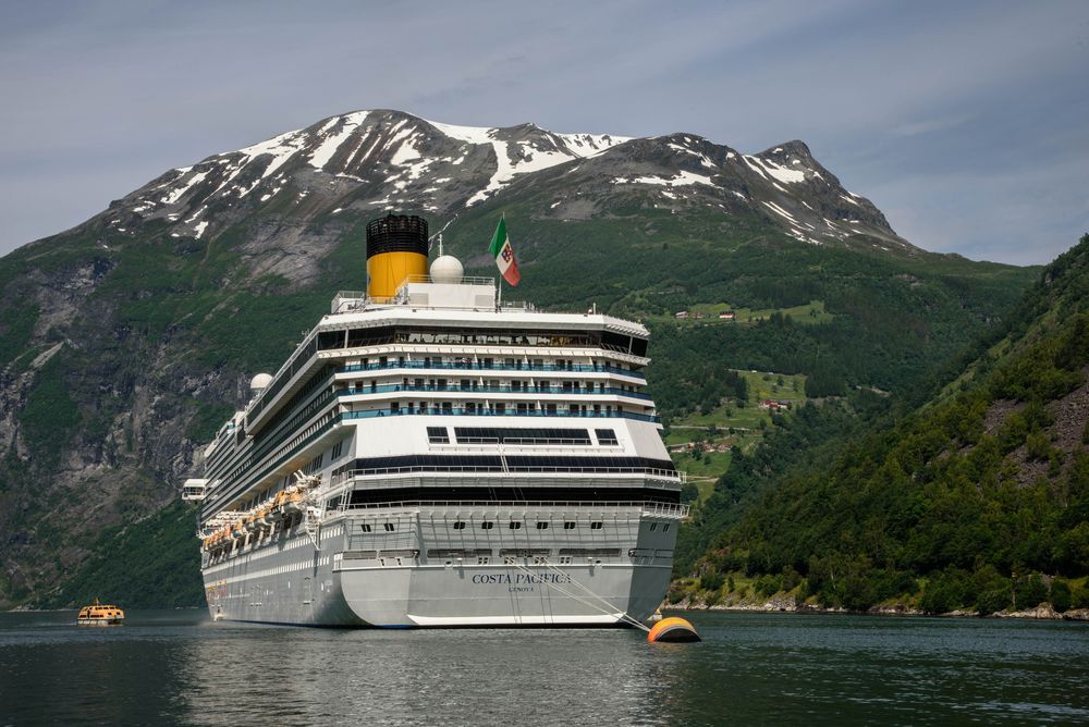 Ein riesen Pott im Geiranger Fjord