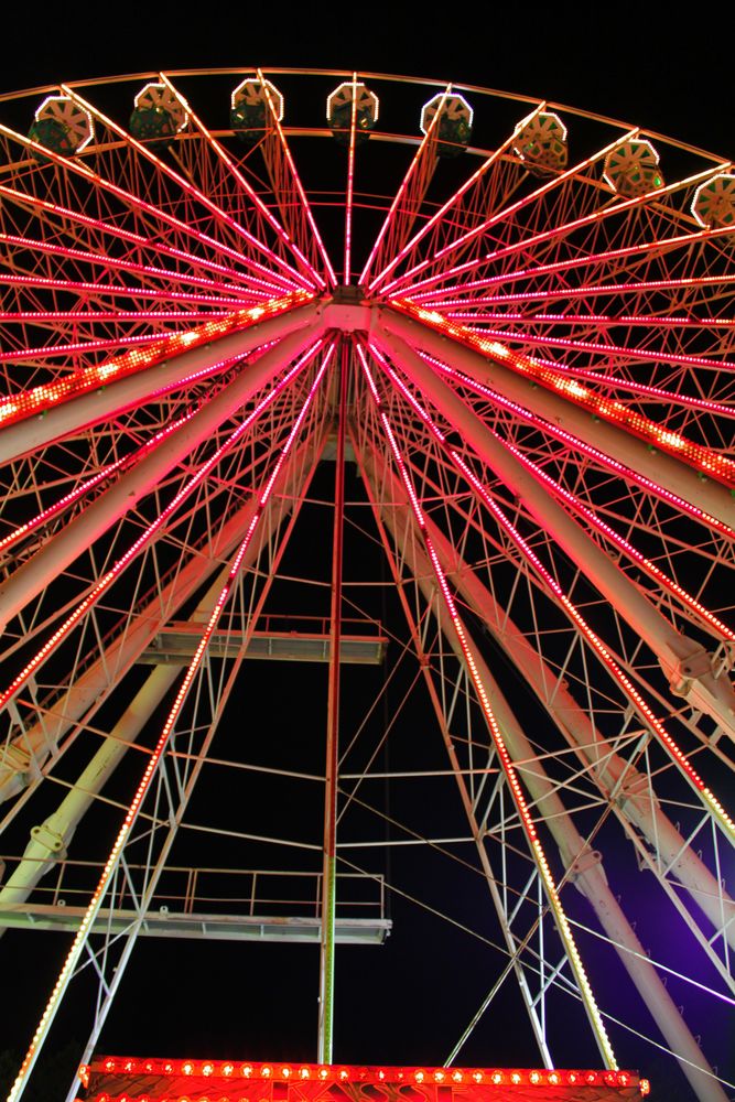 ein riesen Riesenrad von Hans-Christian Schuff