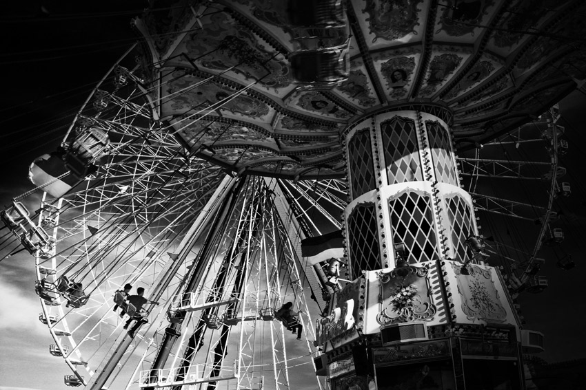 ein Riesenrad, ein Kettenkarussell, oder