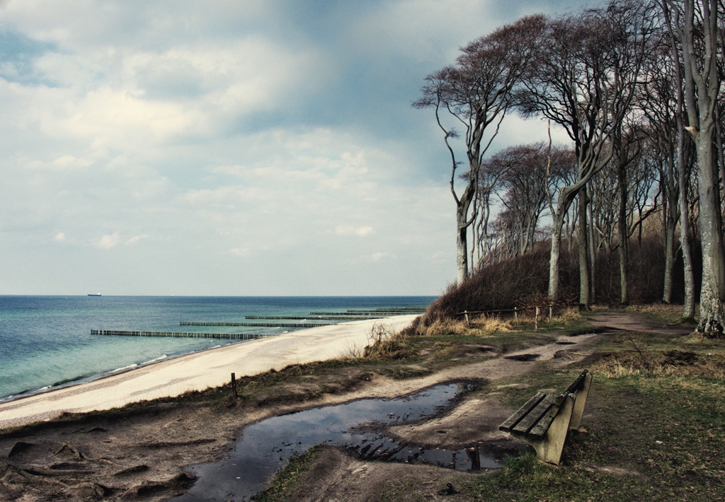 - ein Schiff am Horizont -