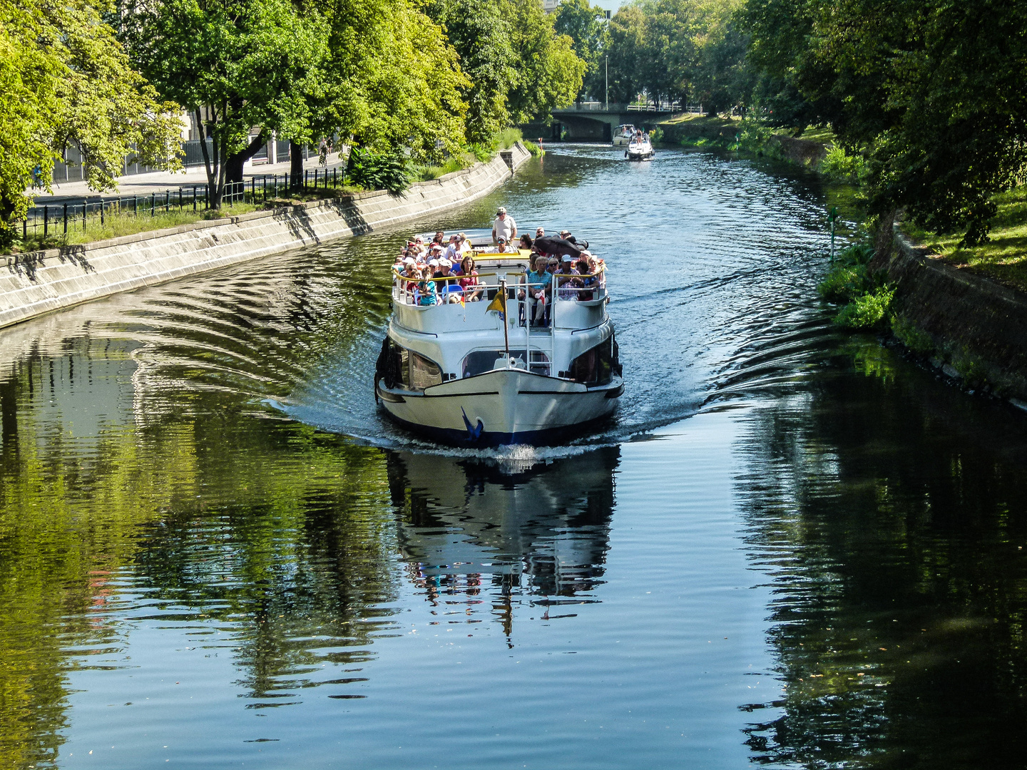 Ein Schiff wird kommen 