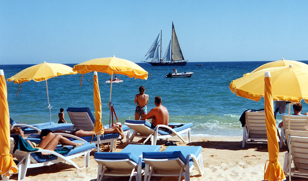 ``Ein Schiff wird kommen`` ...... an der Algarve/Portugal ... vom Archiv !   ....