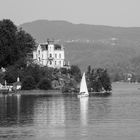 Ein Schloss am Wörthersee