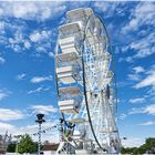 Ein schneeweißes Riesenrad