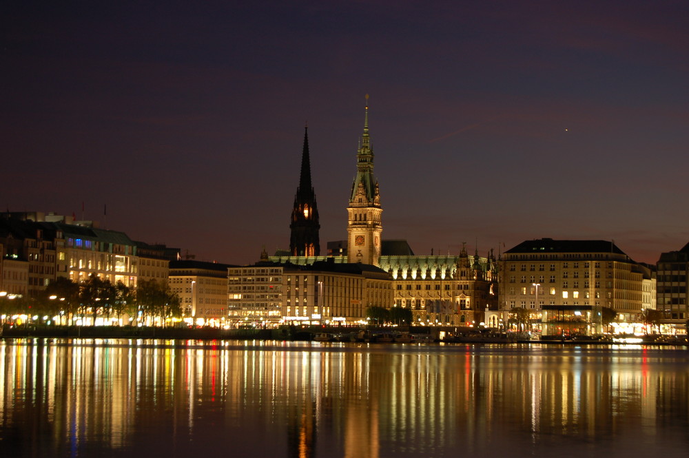 Ein schöner Abend an der Hamburger Alster