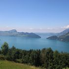 Ein schöner Aussicht auf die Vierwaldstättersee und Schweizer Alpen