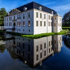 Ein schöner Herbsttag am Wasserschloss Norderburg in Dornum.