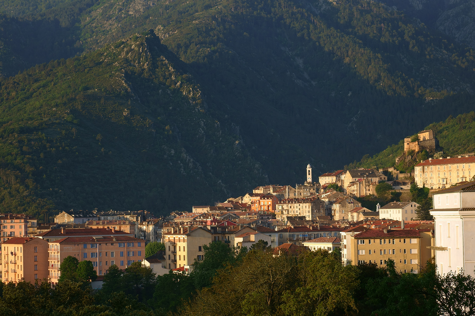 ein schöner Morgen in Corte