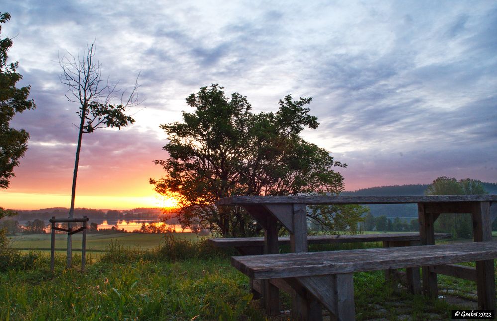 ein schöner Rastplatz am Tachinger See 