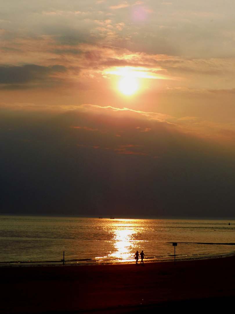 Ein schöner Spaziergang am Strand Norderney