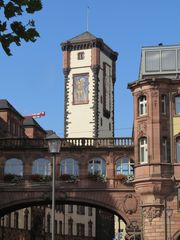 Ein schöner Turm in Frankfurt