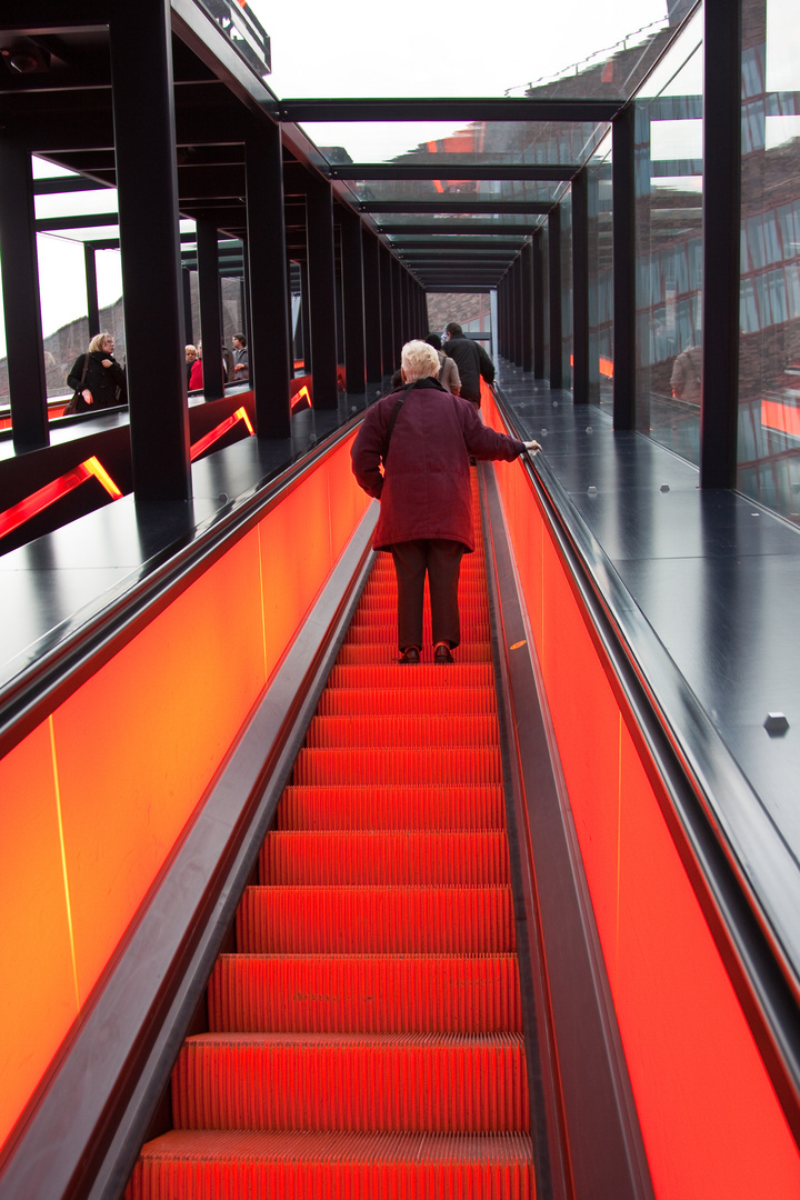 Ein schöner Weg zur Kohlewäsche auf Zeche Zollverein