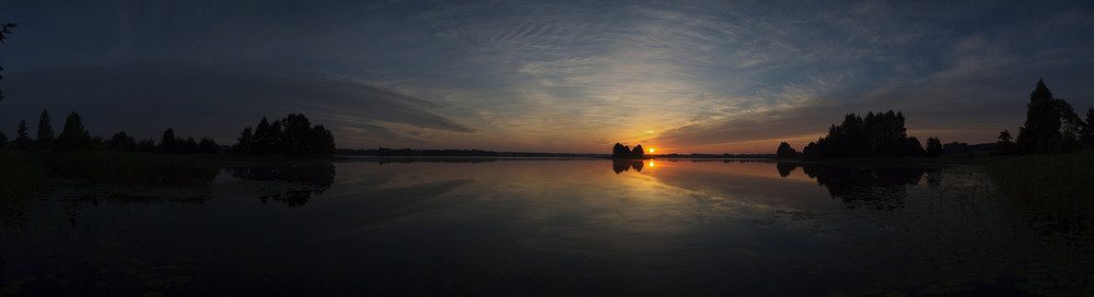 Ein See am Morgen
