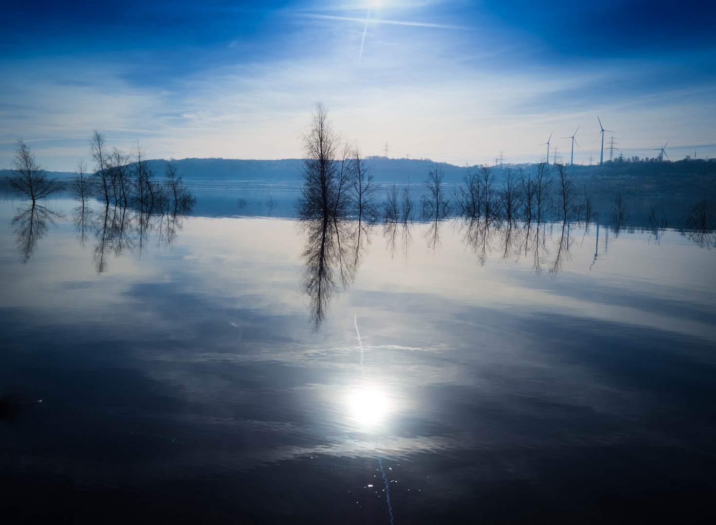 Ein See entsteht - Dienstag ist Spiegeltag