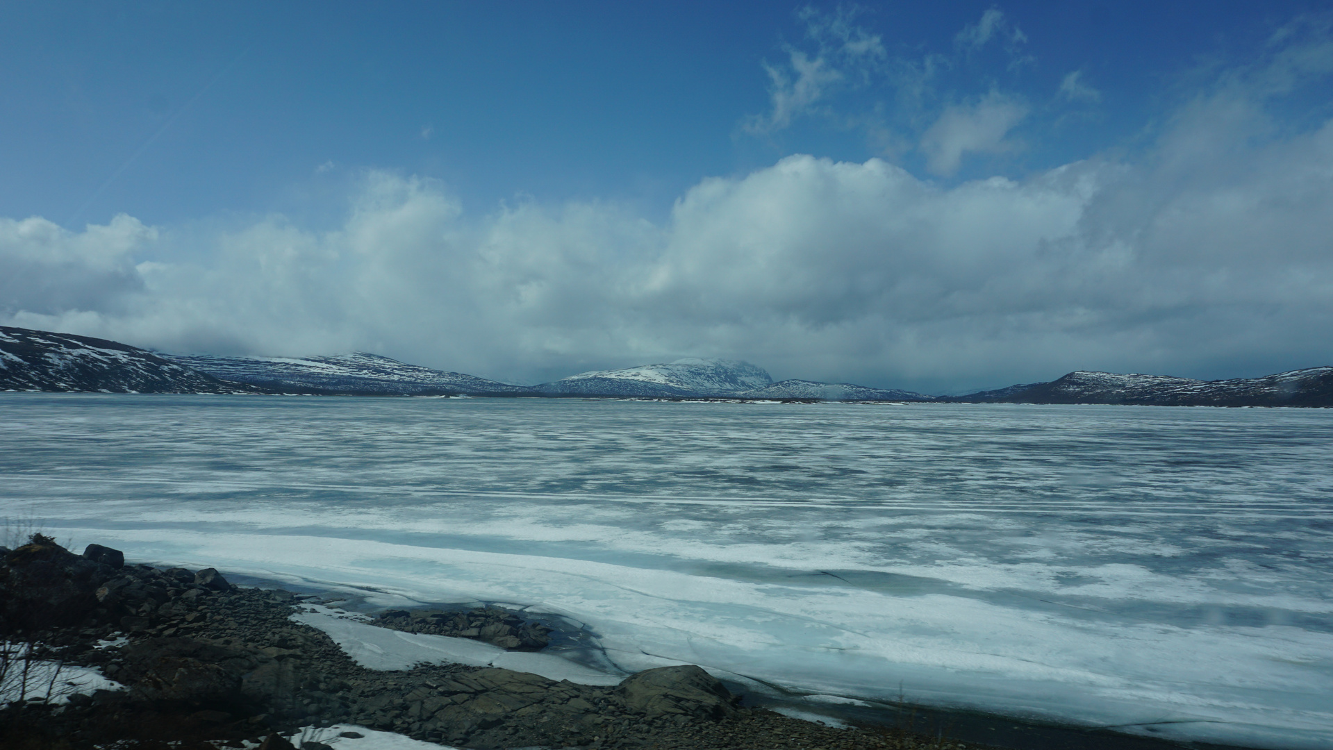 Ein See in Lappland
