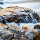 Ein sehr kleiner Wasserfall