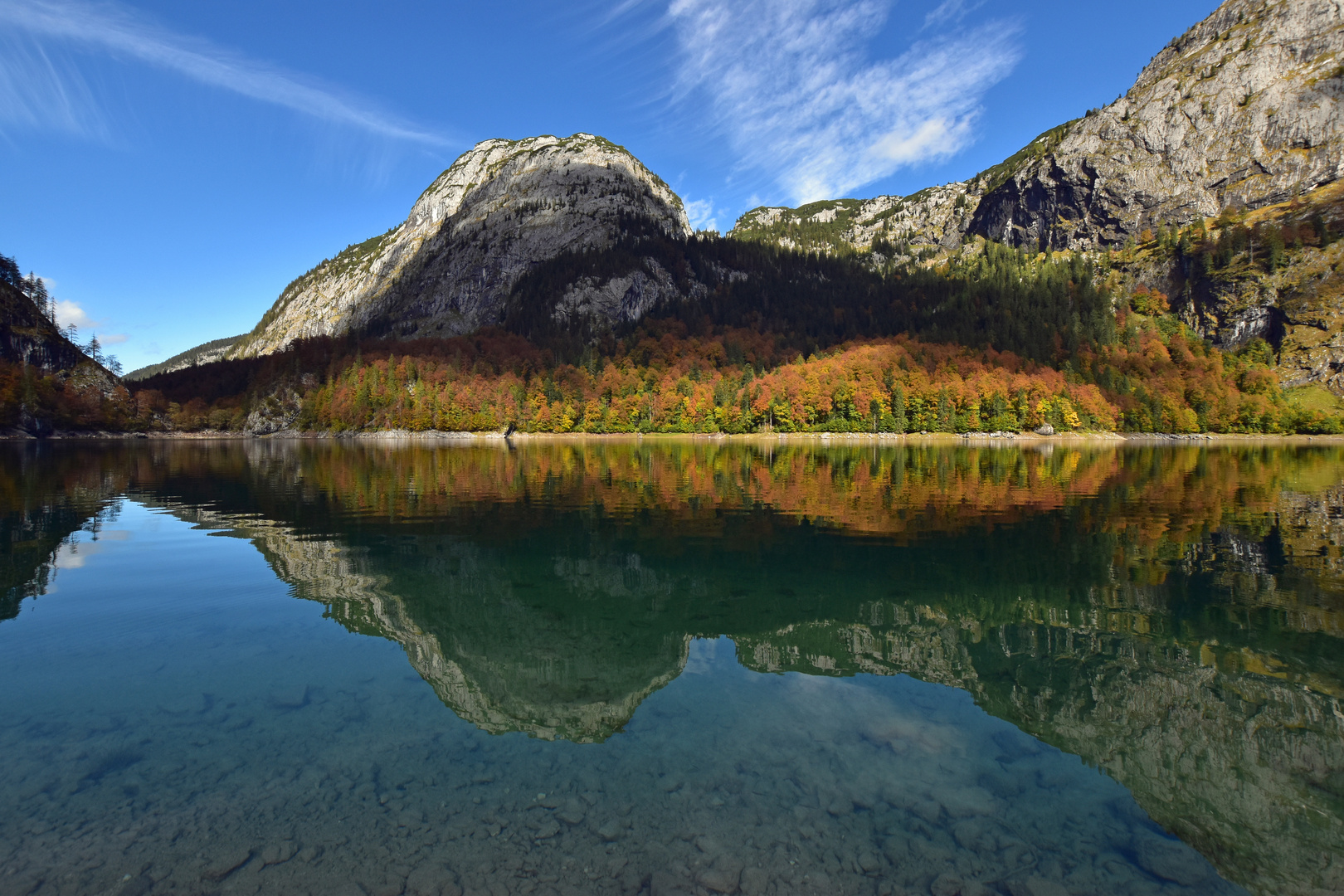 Ein sehr reflektierter Berg