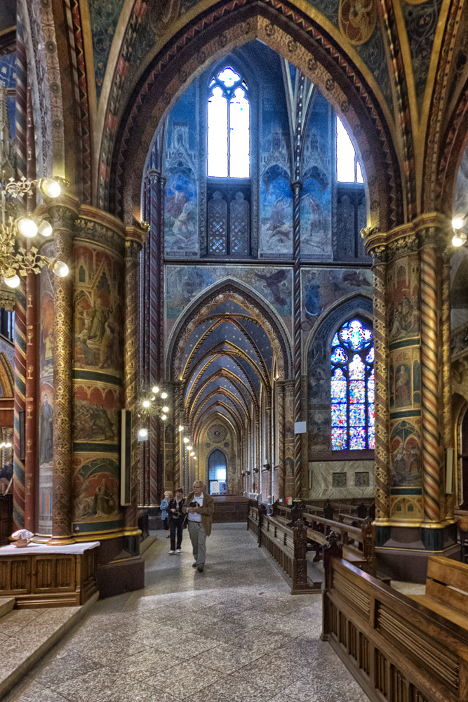 ein Seitenflügel der Basilika