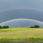 Ein seltener doppelter Regenbogen