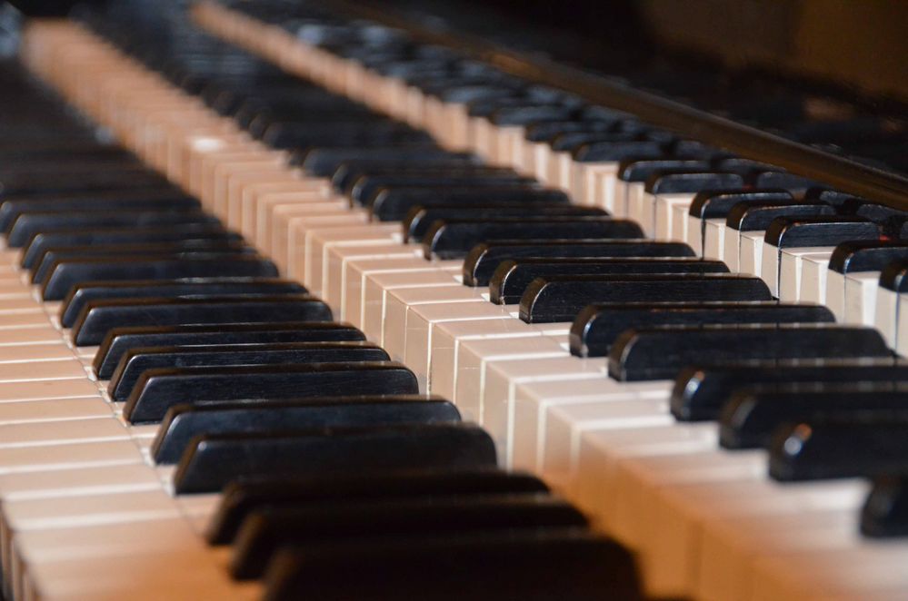 Ein seltsames Klavier