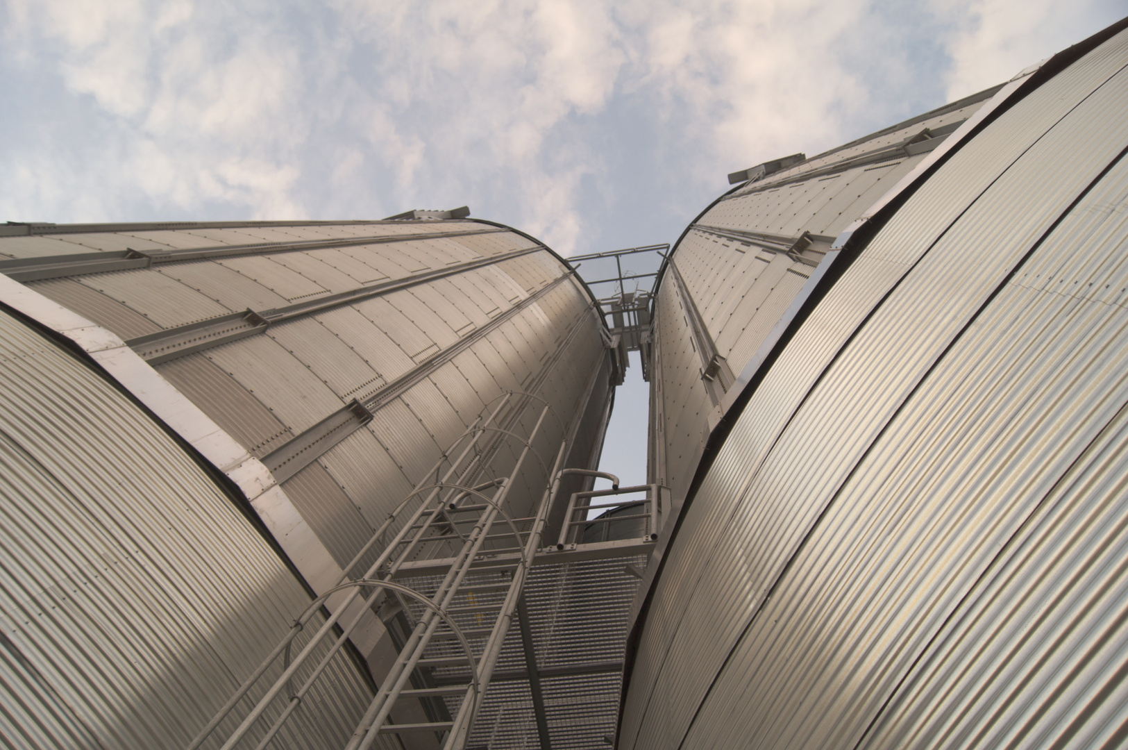 Ein Silo auf dem Weg zum Mond