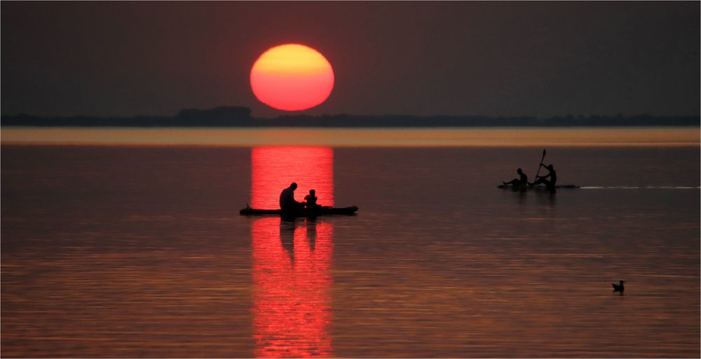 EIN SOMMERABEND AM KLEINEN MEER