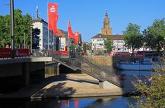 Ein Sommerabend in der Stadt am Neckar