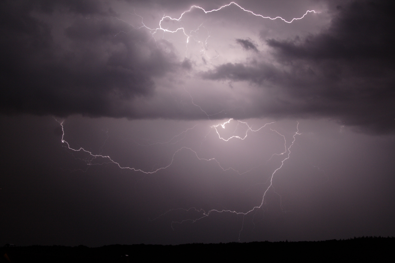 Ein Sommergewitter über Dettenhausen