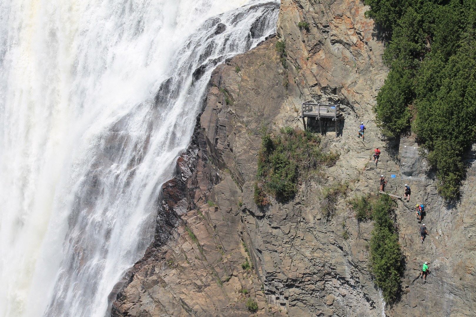 Ein Sommertag zum Wasserfall Montmorency