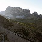 Ein Sonnenstrahl hat die kleine Kapelle getroffen...