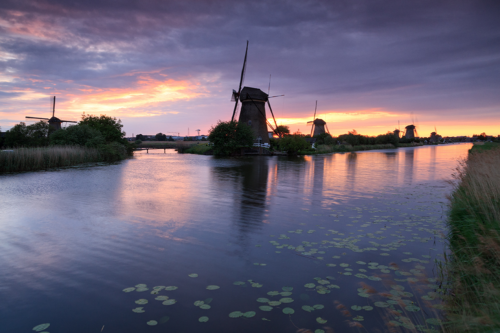 Ein Sonnenuntergang in Kinderdijk