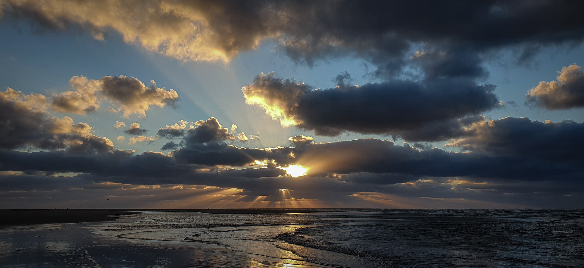 Ein Sonnenuntergang ohne Wolken   . . .