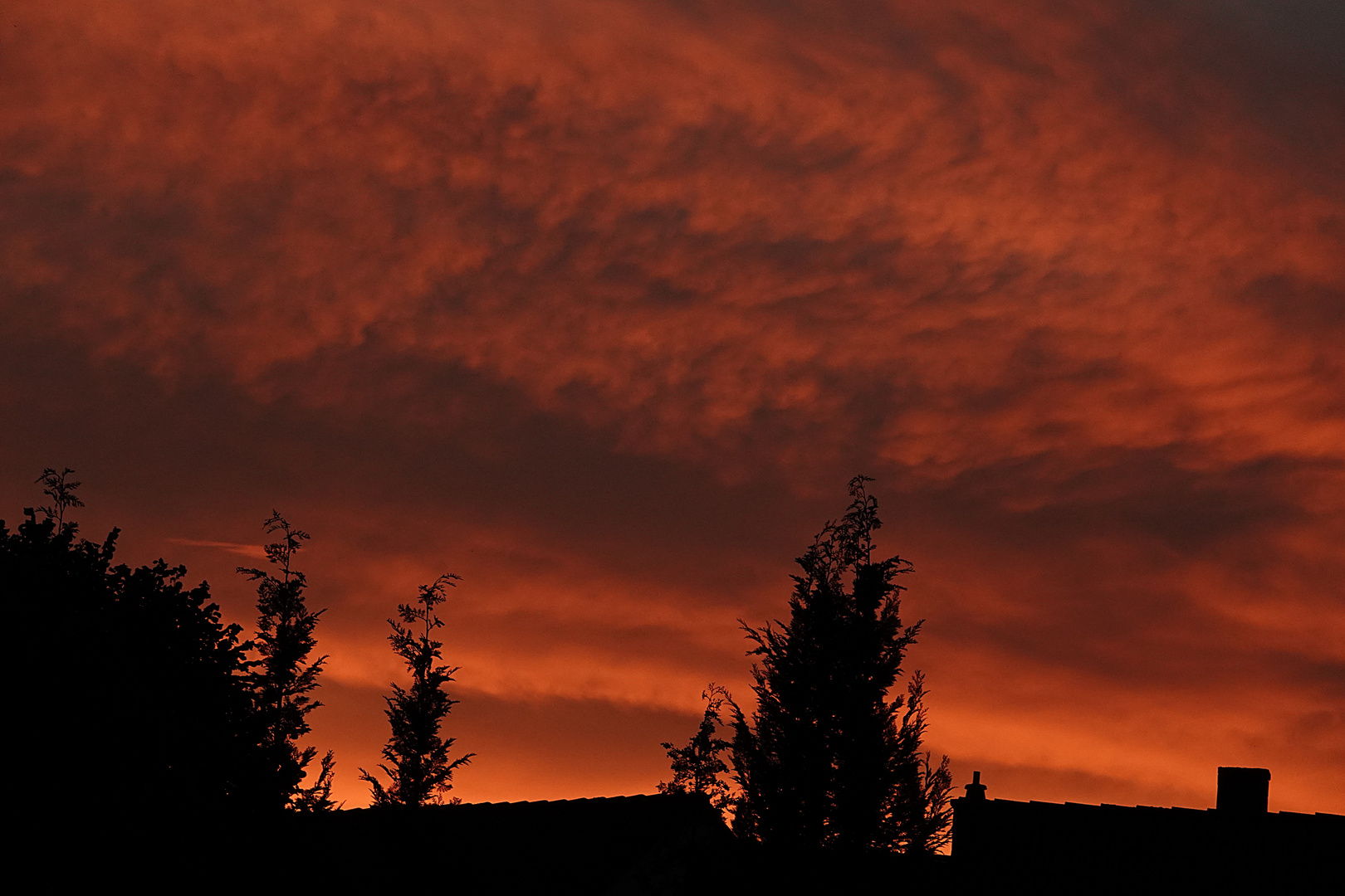 ein Sonnenuntergang vor 20 Minuten bei uns zu Hause