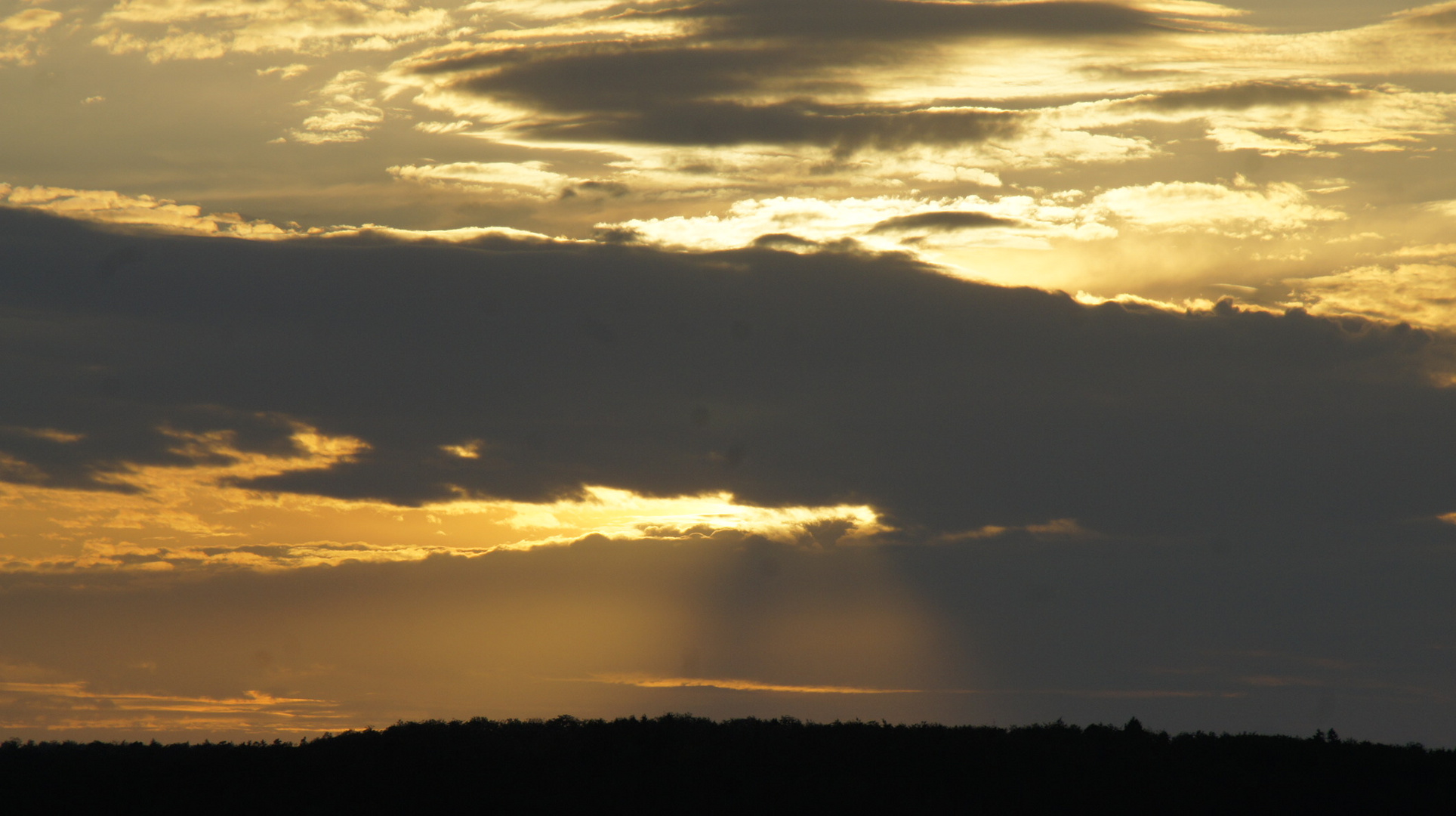 Ein Sonniger Sonnenuntergang in der Schwalm