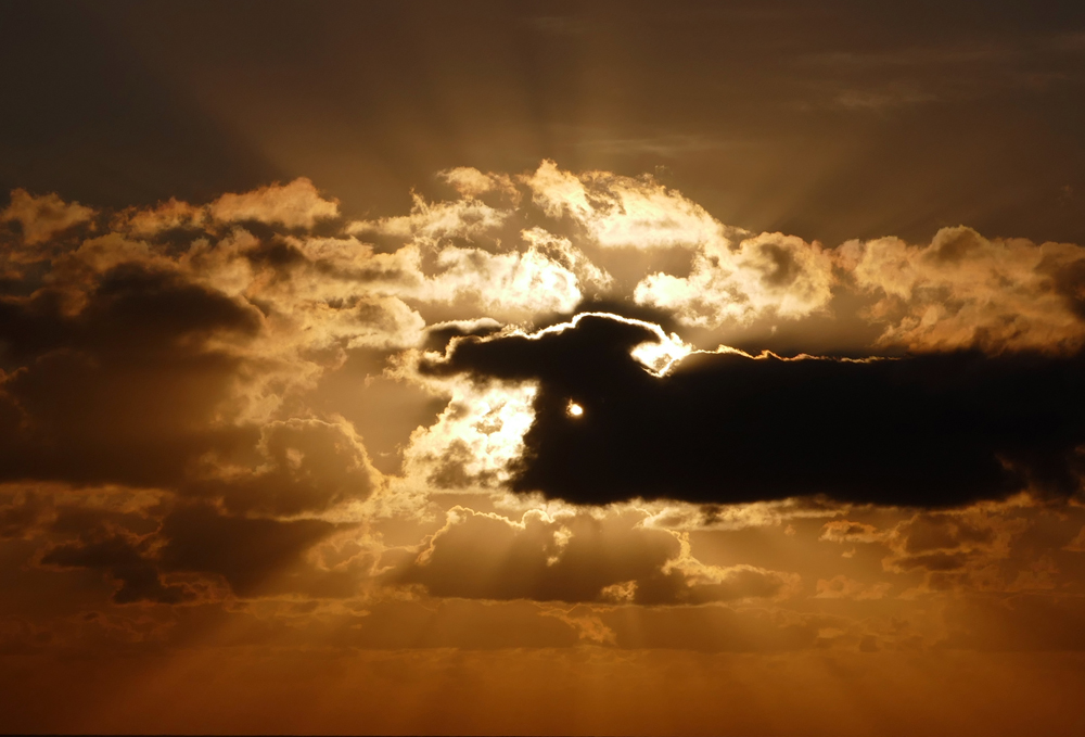 ...ein spanischer Stier in den Wolken?...