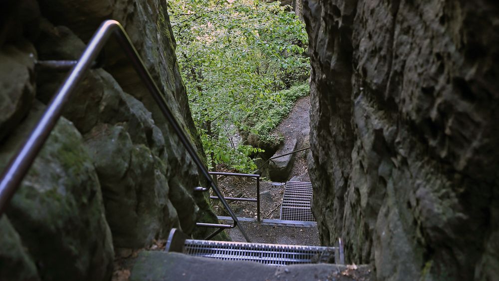 Ein spannender Aufstieg der alles bietet was man zwischen den Felsen erwartet