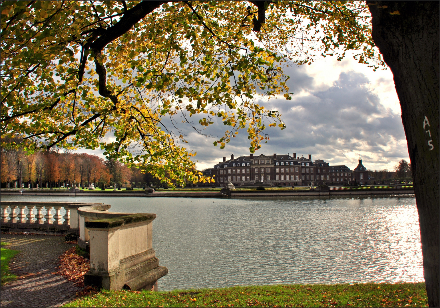 Ein Spaziergang durch den Schlosspark