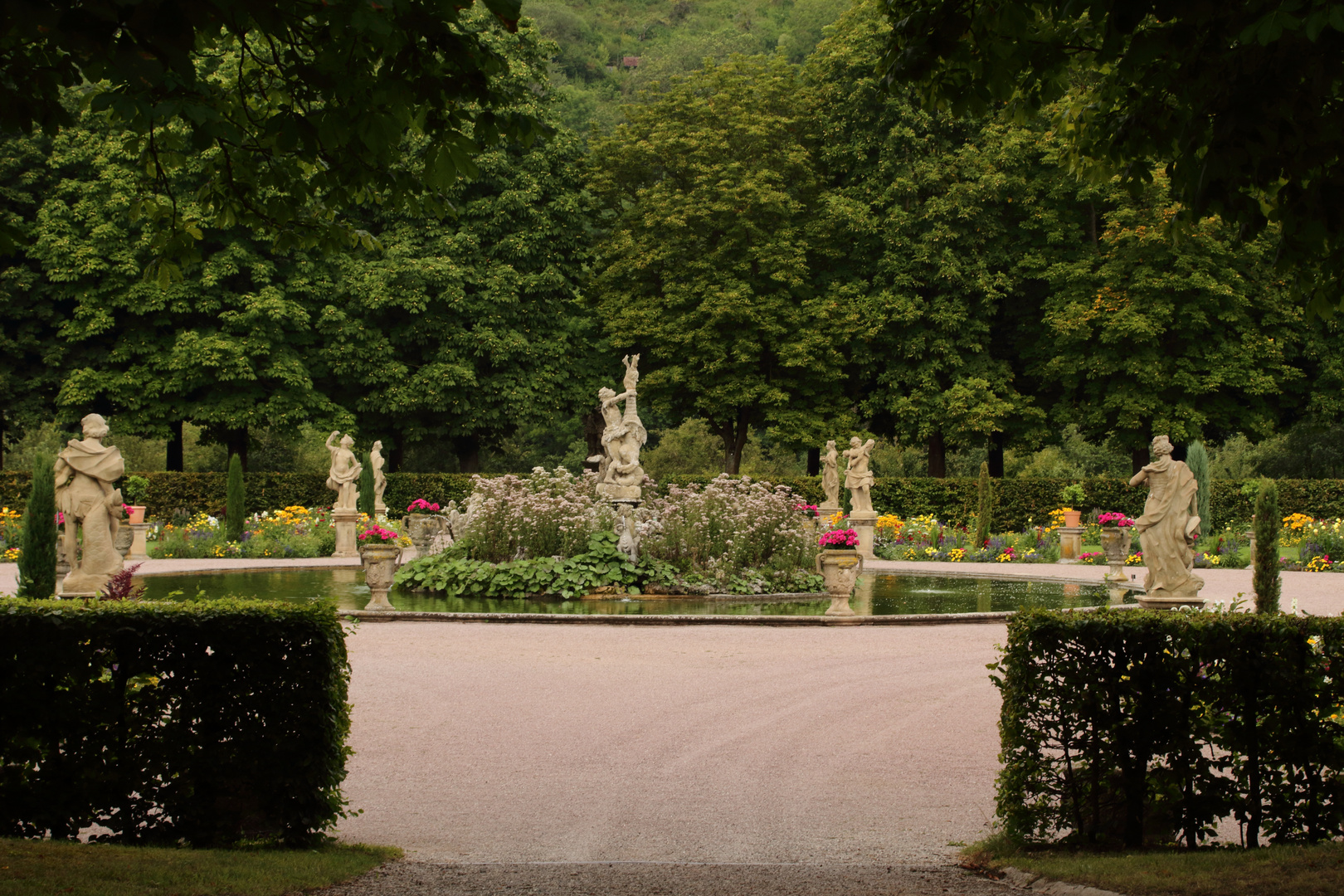 Ein Springbrunnen aus den Schloßpark von Weikersheim